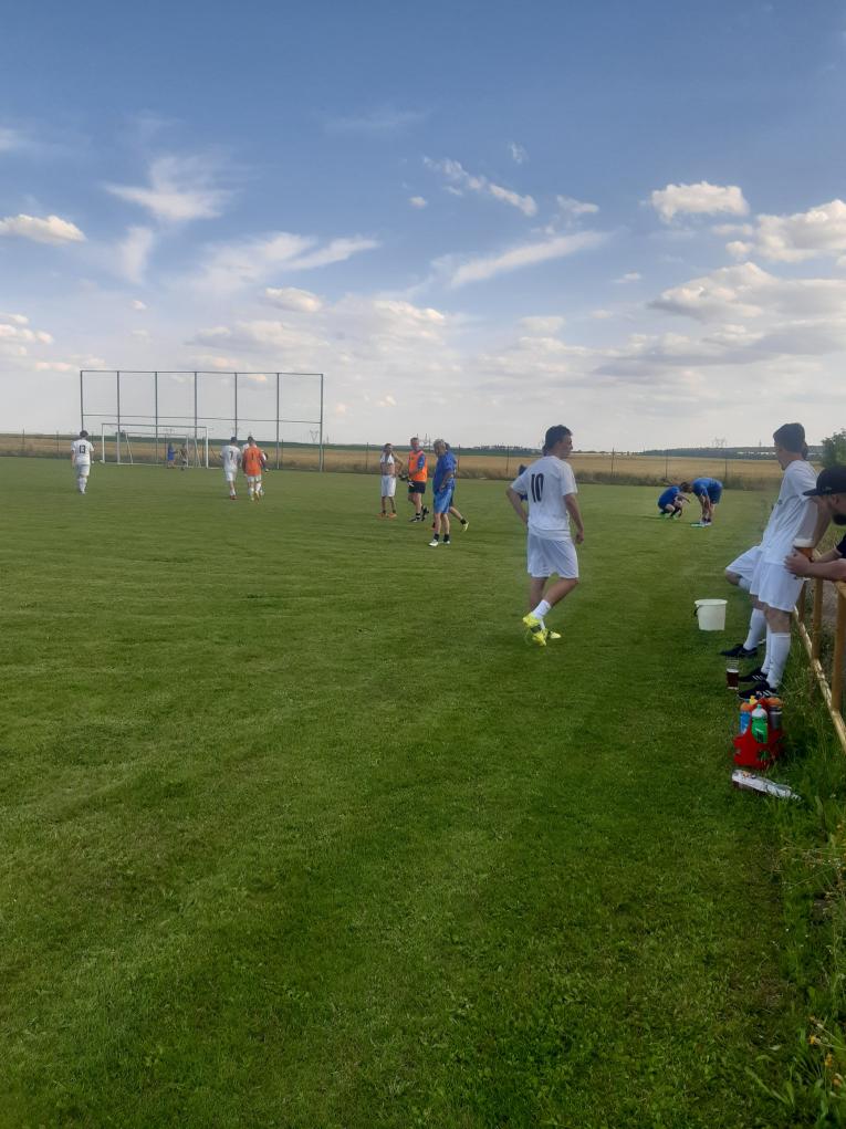Fotbal - ženatí proti svobodným